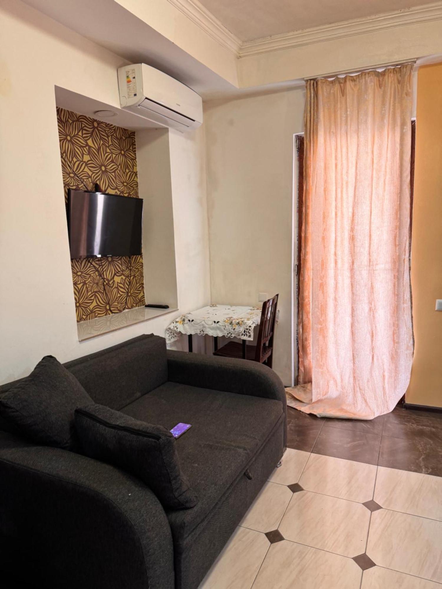 Two Lions Hotel Tbilisi Exterior photo